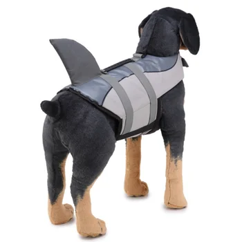 2023 Спасителна жилетка за кучета-акули Повишена подемна сила Облекло за плуване за малки кучета Защитна жилетка с дръжка за сърф за кучета средни