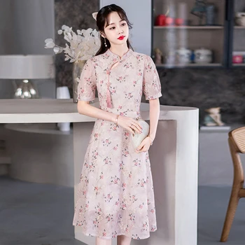 Лятното ново Елегантно подобряване на рокля Чонсам с къс ръкав в ретро китайския традиционен стил Ципао