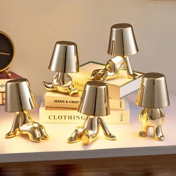Малък Златен Човече Настолна лампа Италия Сензорен превключвател на Led Нощно Кафене Бар Нощни декор за спалня Подарък за Ден за защита на децата