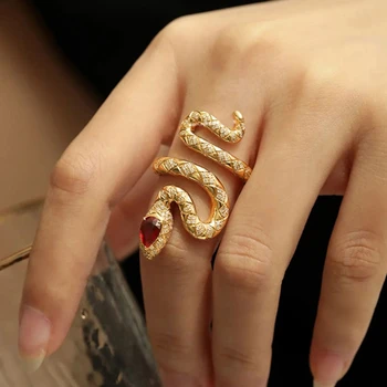 2023 Индивидуалност Червен CZ Змеиные пръстени за жени, Луксозен Златист цвят, Блестящ Подплатени Кристални цирконии Модни бижута сватба