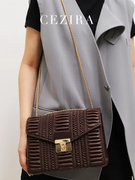 CEZIRA, Дамски Модни Квадратна чанта От изкуствена веганской на Кожата, Плиссированный Ватиран заключване с метален капак, Чанти през рамо с дълга верига